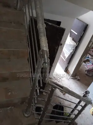 Photo - Staircase Handrail on Stairs (304 Turkey Pipe)