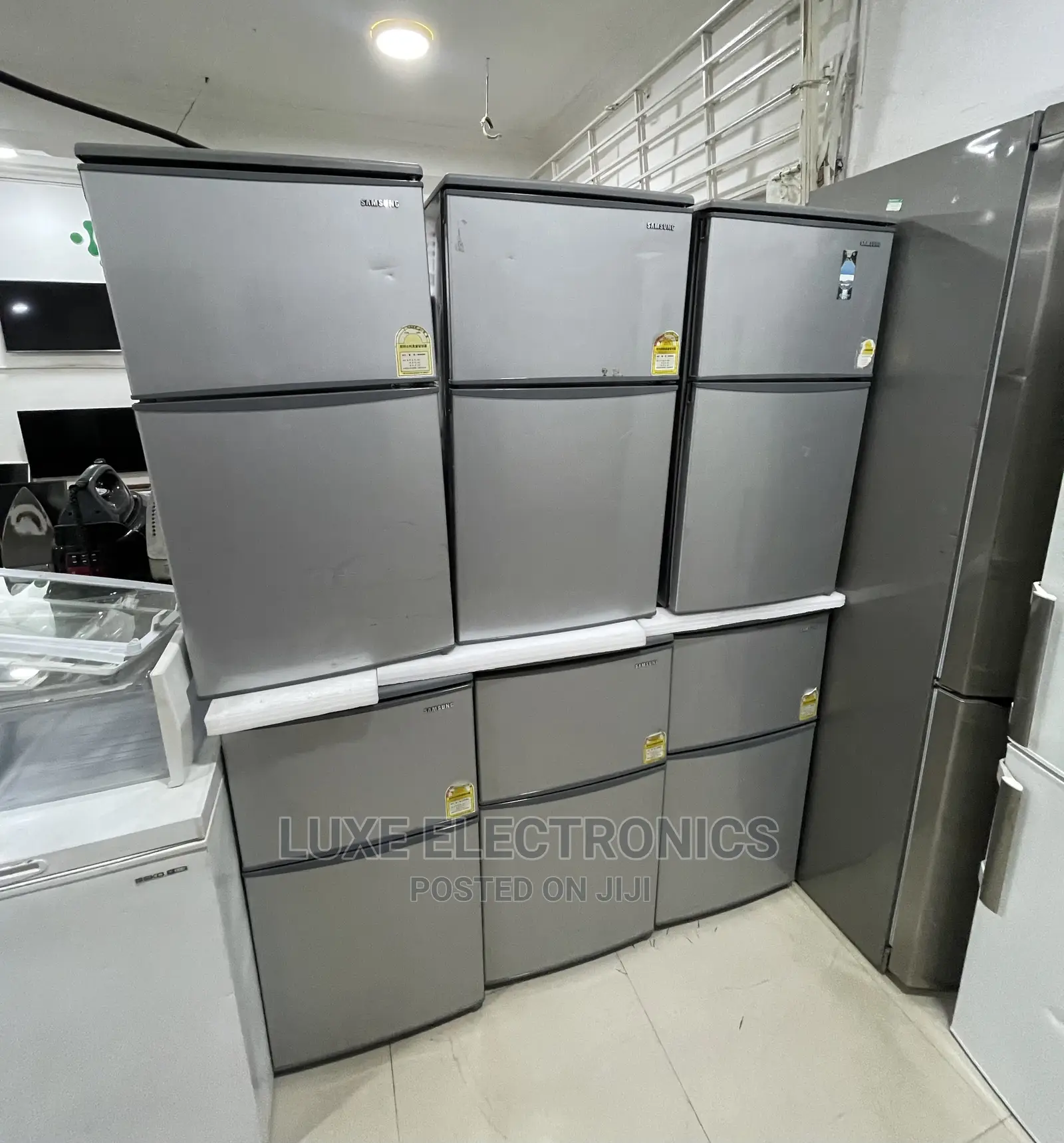200 Liter Samsung Double Door Mini Refrigerators