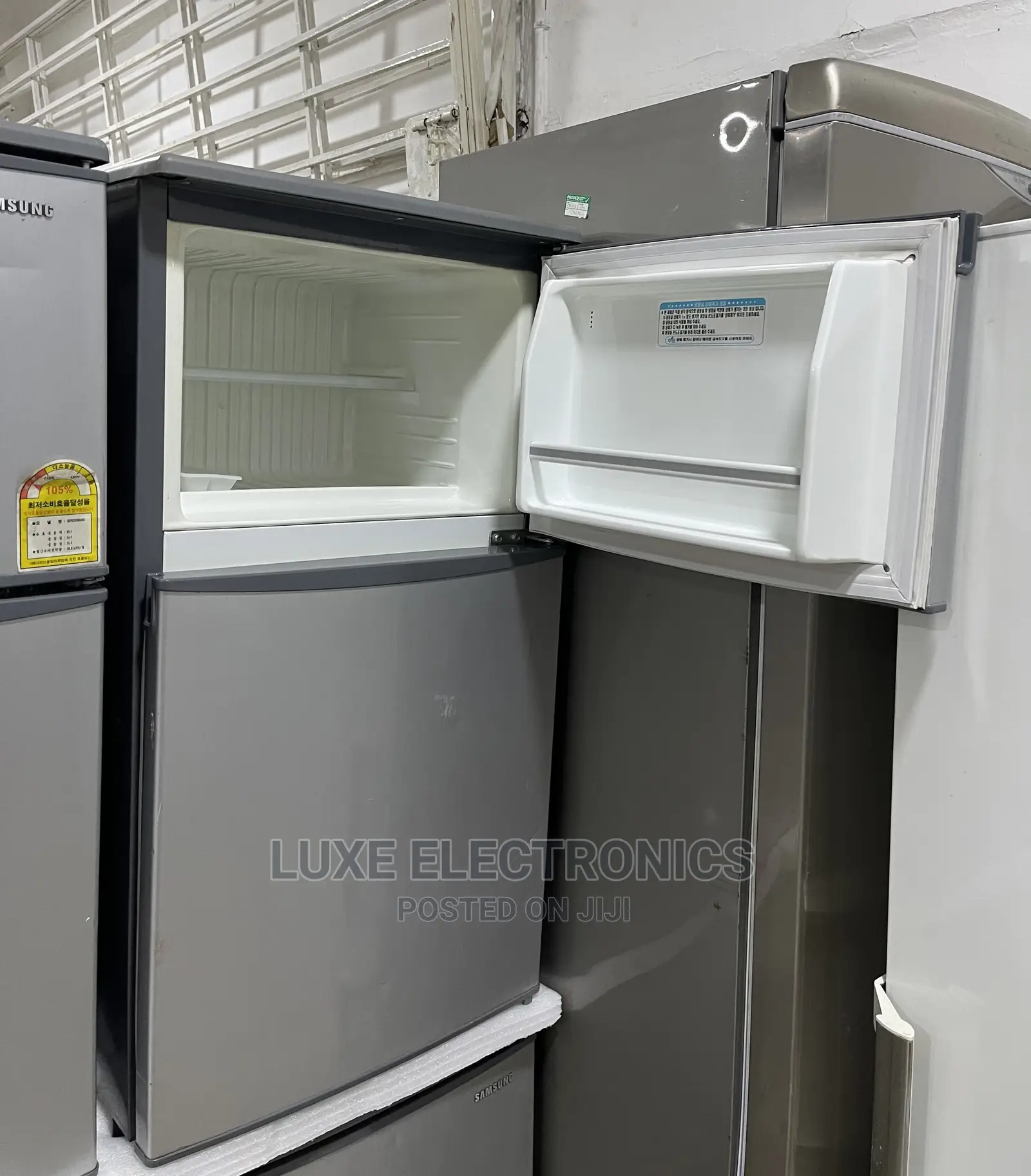 200 Liter Samsung Double Door Mini Refrigerators