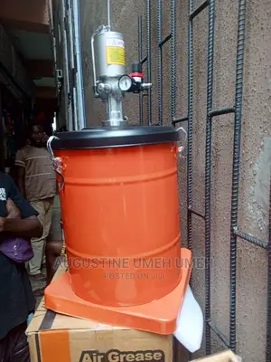 INGCO Grease Bucket 40litres
