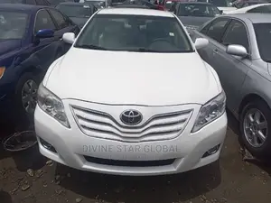 Toyota Camry 2010 White