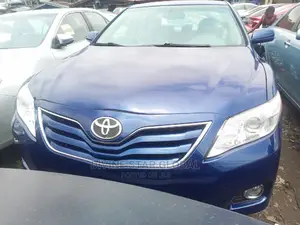 Toyota Camry 2010 Blue