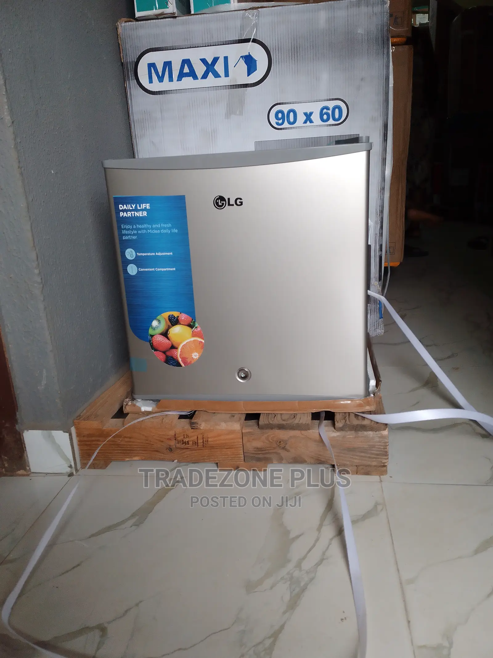LG Gc-60 Bedside Refrigerator