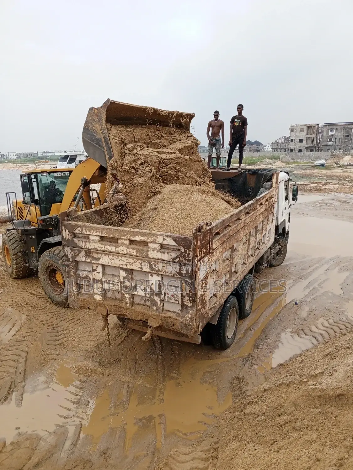 Sharp Sand and Granite Supply 10- 30 Tons