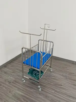 Baby Cradle / Cot