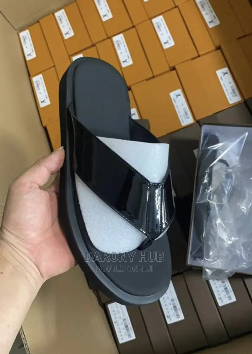 Simple Leather Flipflop Palm for Men