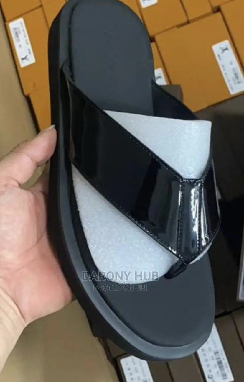 Simple Leather Flipflop Palm for Men