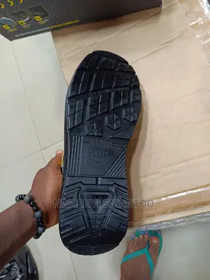 Joggers Boot