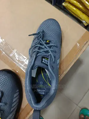 Joggers Boot
