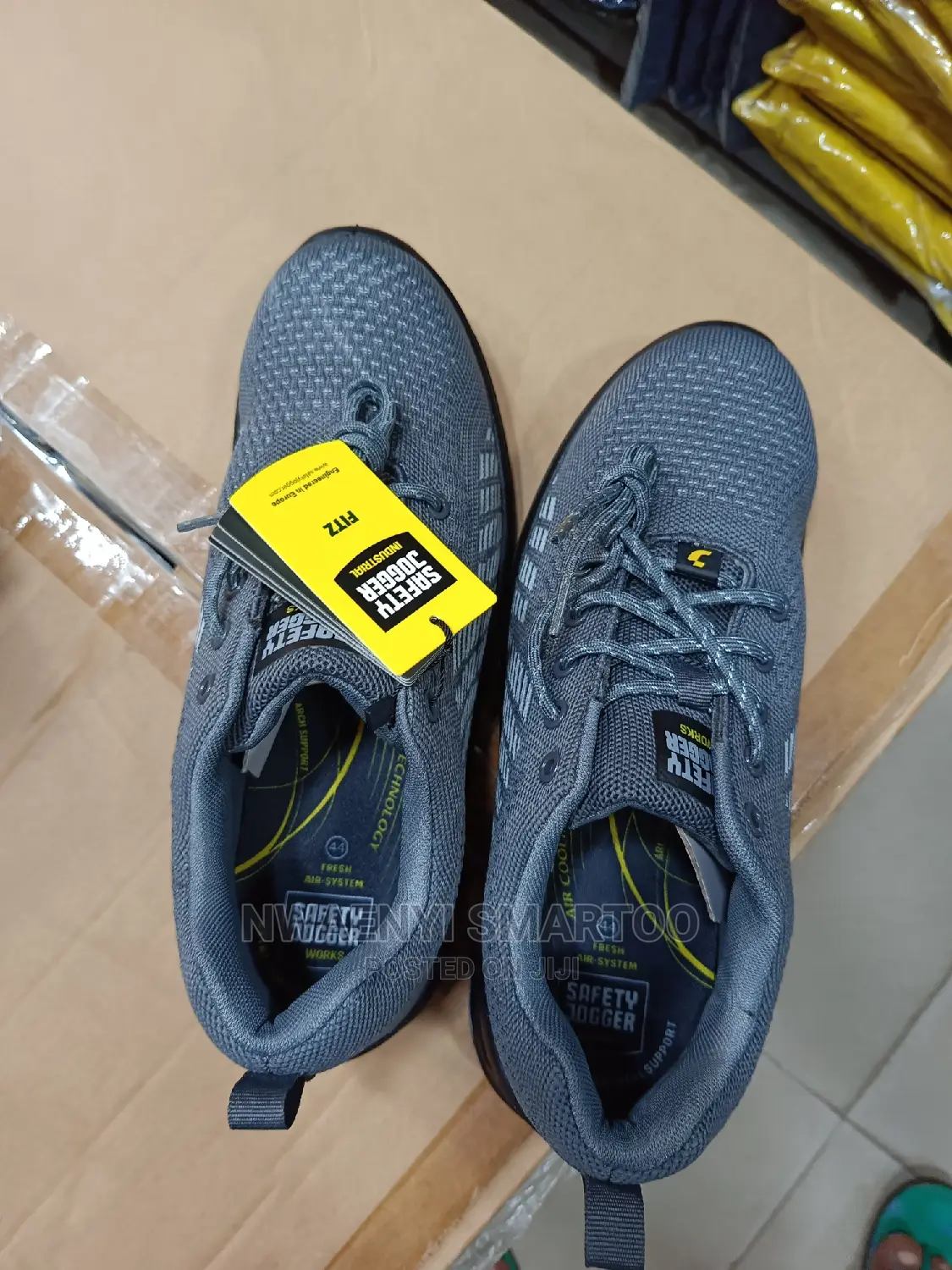 Joggers Boot