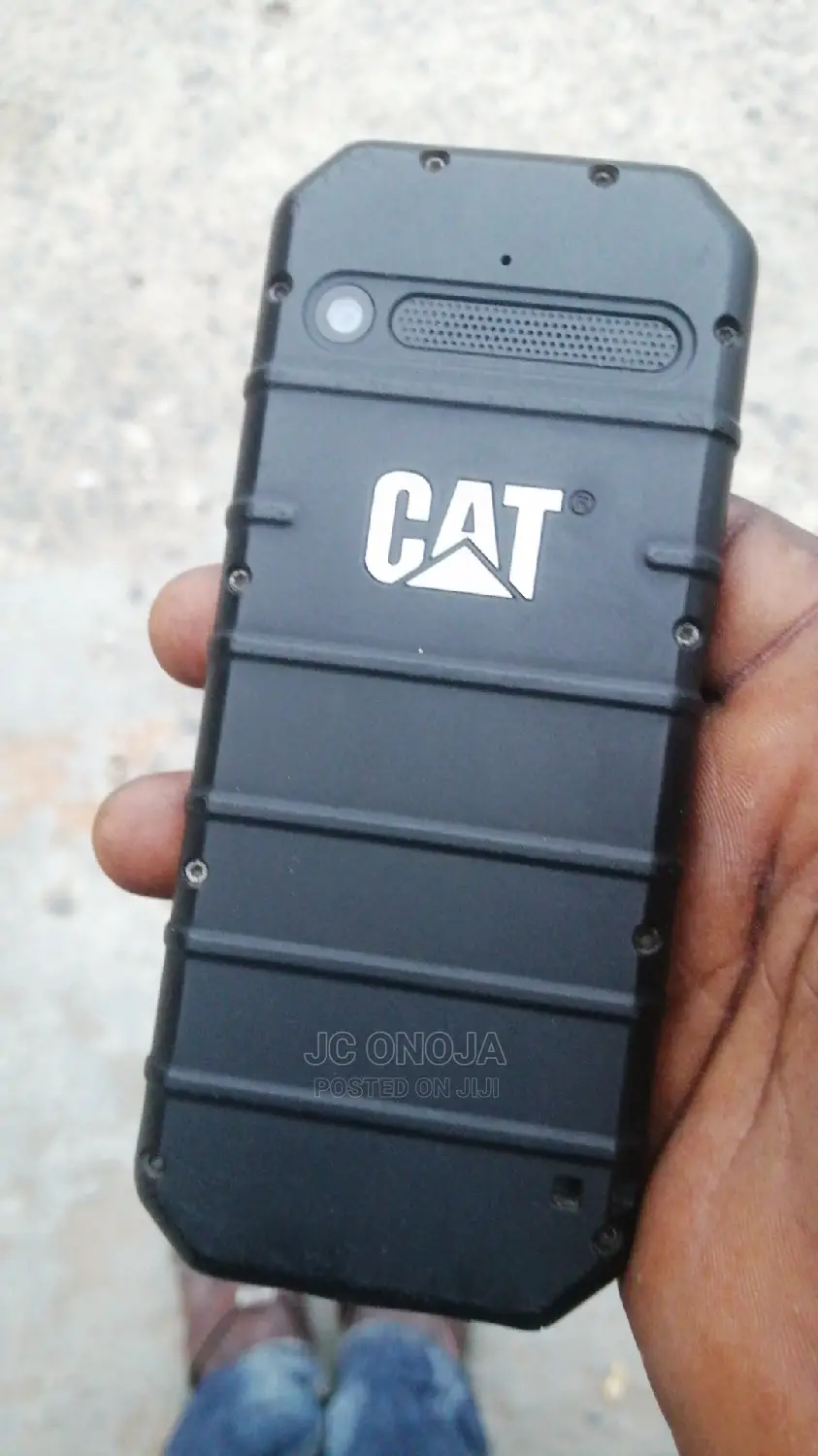 Cat B35 4 GB Black