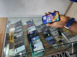 Apple iPhone 11 Pro 64 GB Gray
