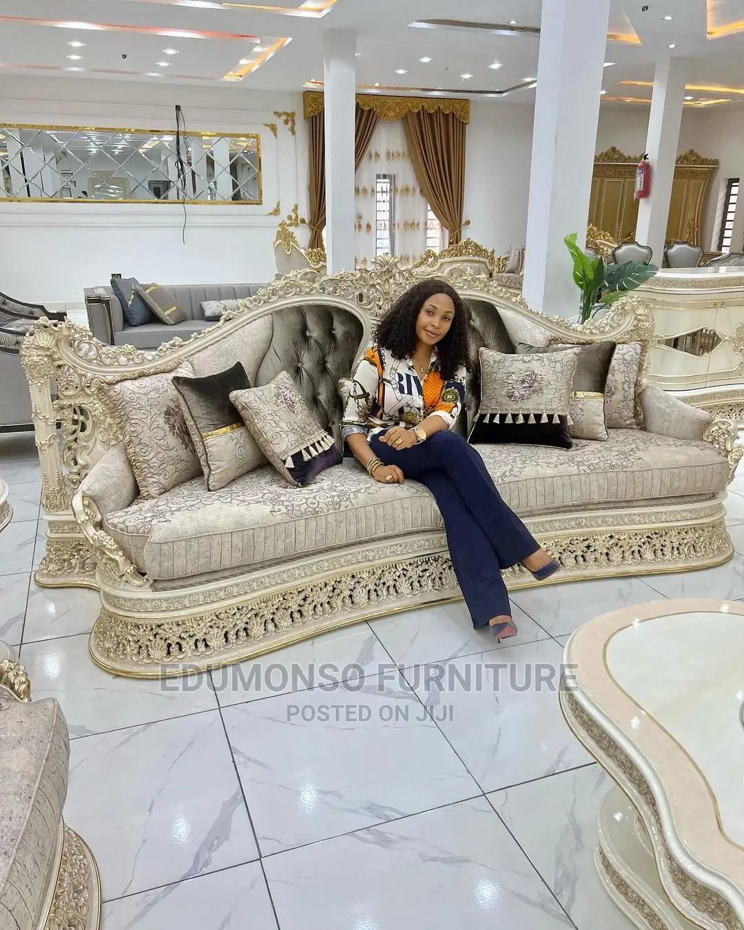 Luxurious 7 Seater's Sofa, Dinning,Tv Stand,Centre/Side,Etc.