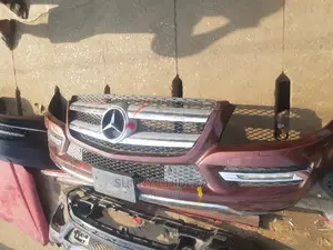 GL 2015 Front Bumper Replacement Extra Clean