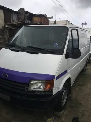 Ford Transit 1999 Beige