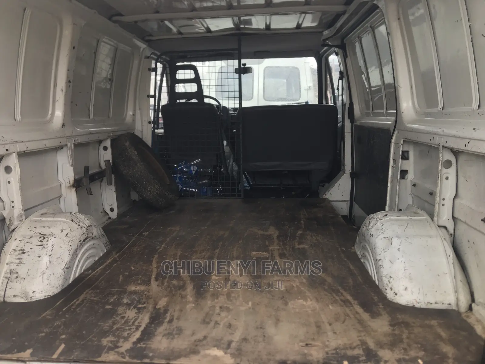 Ford Transit 1999 Beige