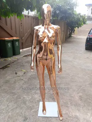 Size 8 Female Rose Gold Chrome Female Dummy