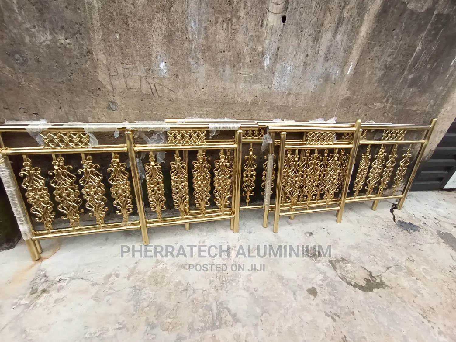 Handrail Gold Color