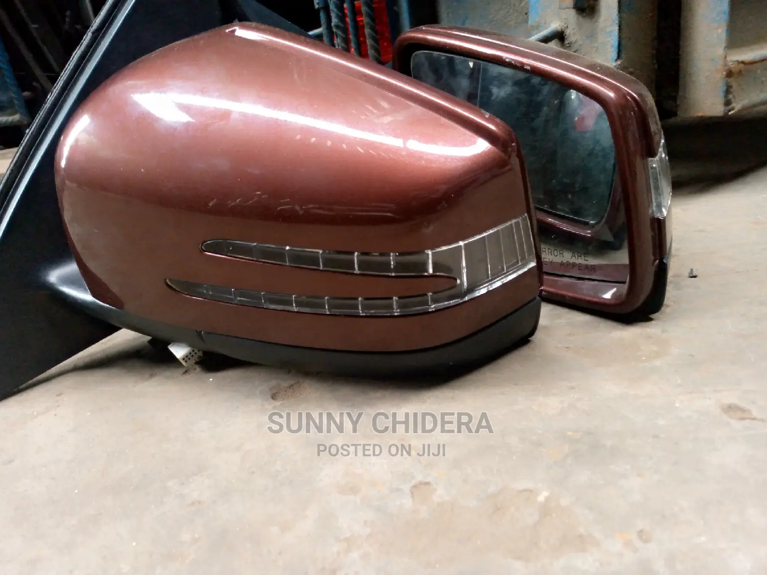 GLE Side Mirror With Triangular Lights Set