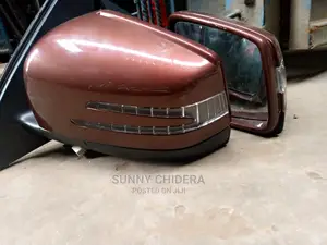 GLE Side Mirror With Triangular Lights Set