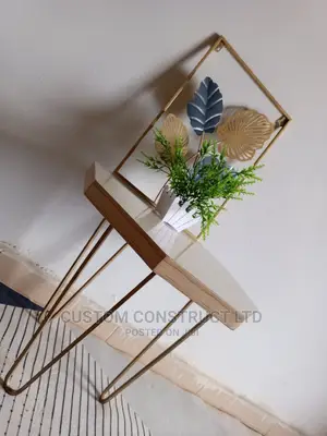 Minimalist Stool Design