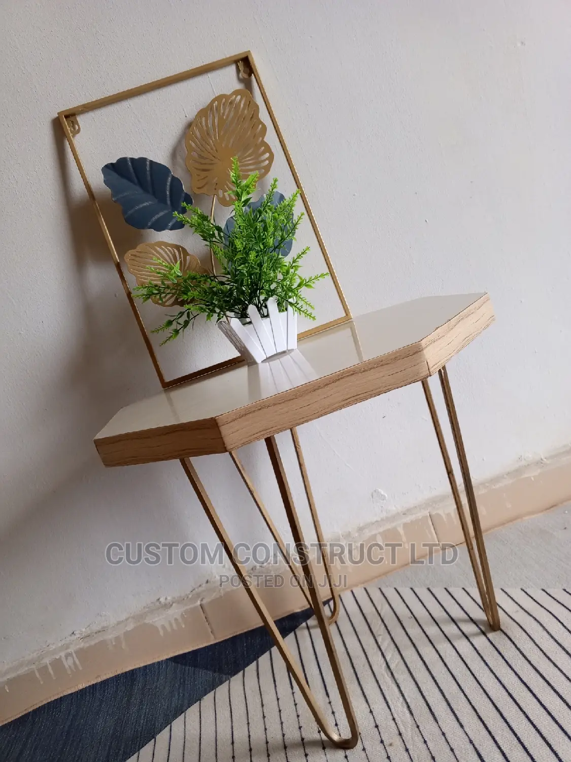 Minimalist Stool Design