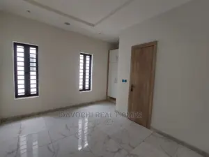 5bdrm Duplex in Chevron Drive, Lekki for rent
