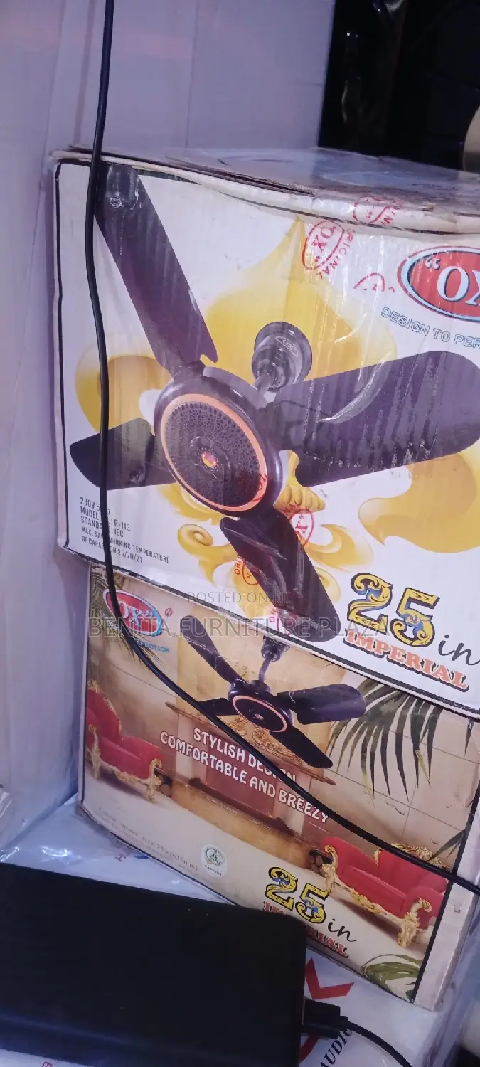 Short Blade Fan