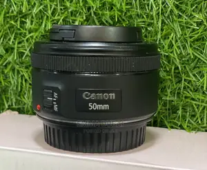 CANON 50mm 1.8 STM