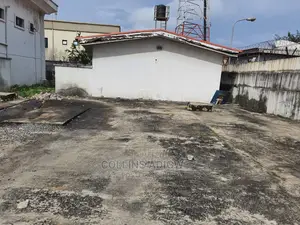 Commercial Building For Rent/Lease