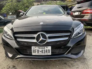 Mercedes-Benz C300 2016 Black
