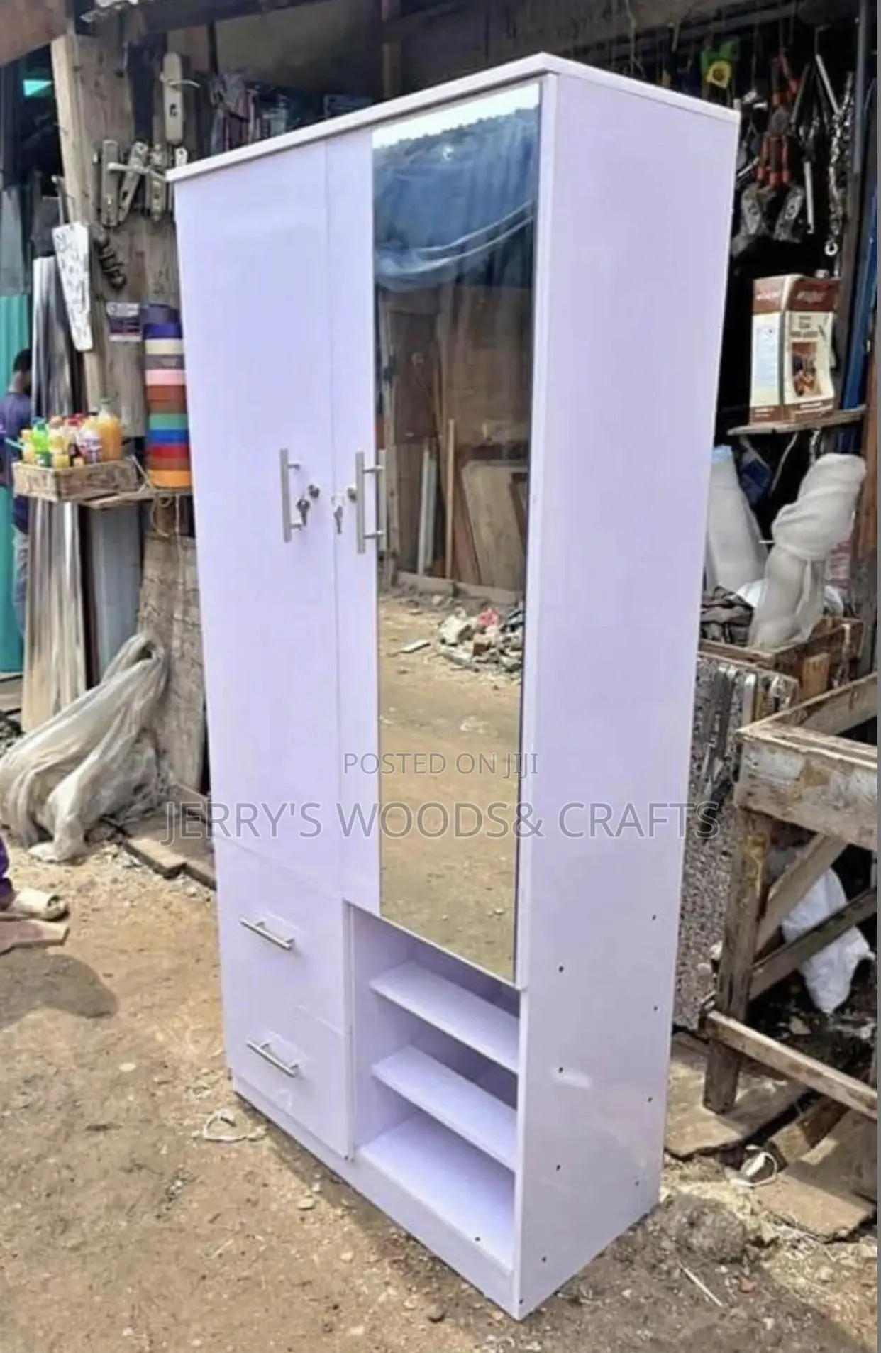32 Inches Wardrobe