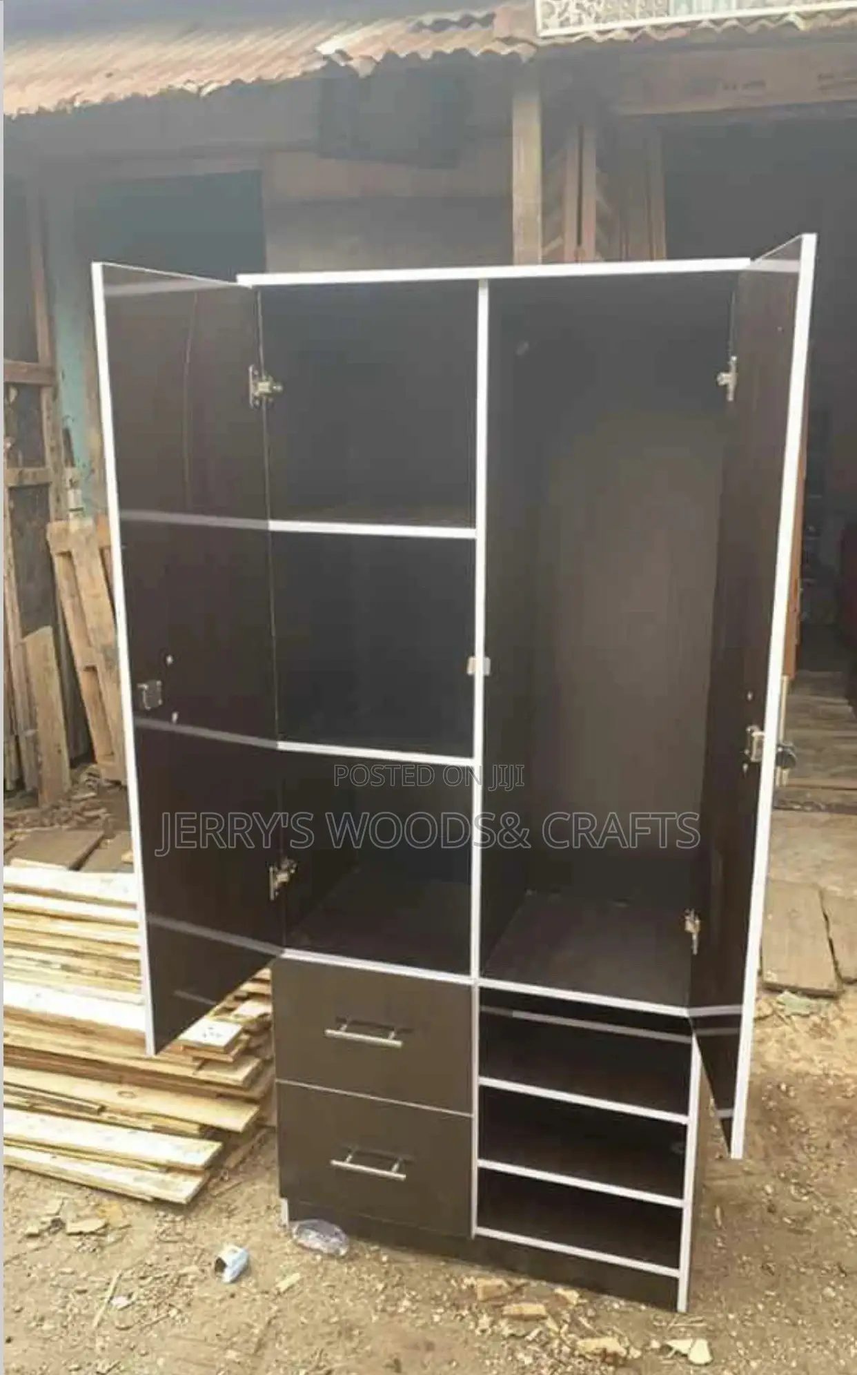 32 Inches Wardrobe