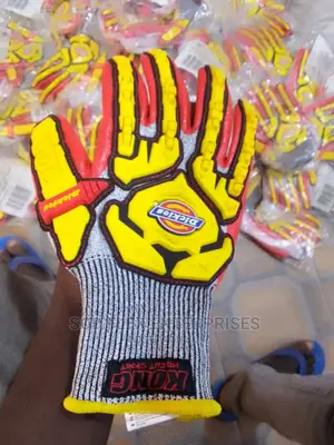 Duckies Kong Gloves🧤