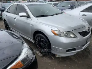 Toyota Camry SE 4dr Sedan (2.4L 4cyl 5A) 2008 Silver