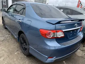 Toyota Corolla 2013 Blue