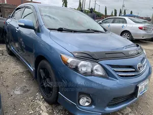 Toyota Corolla 2013 Blue