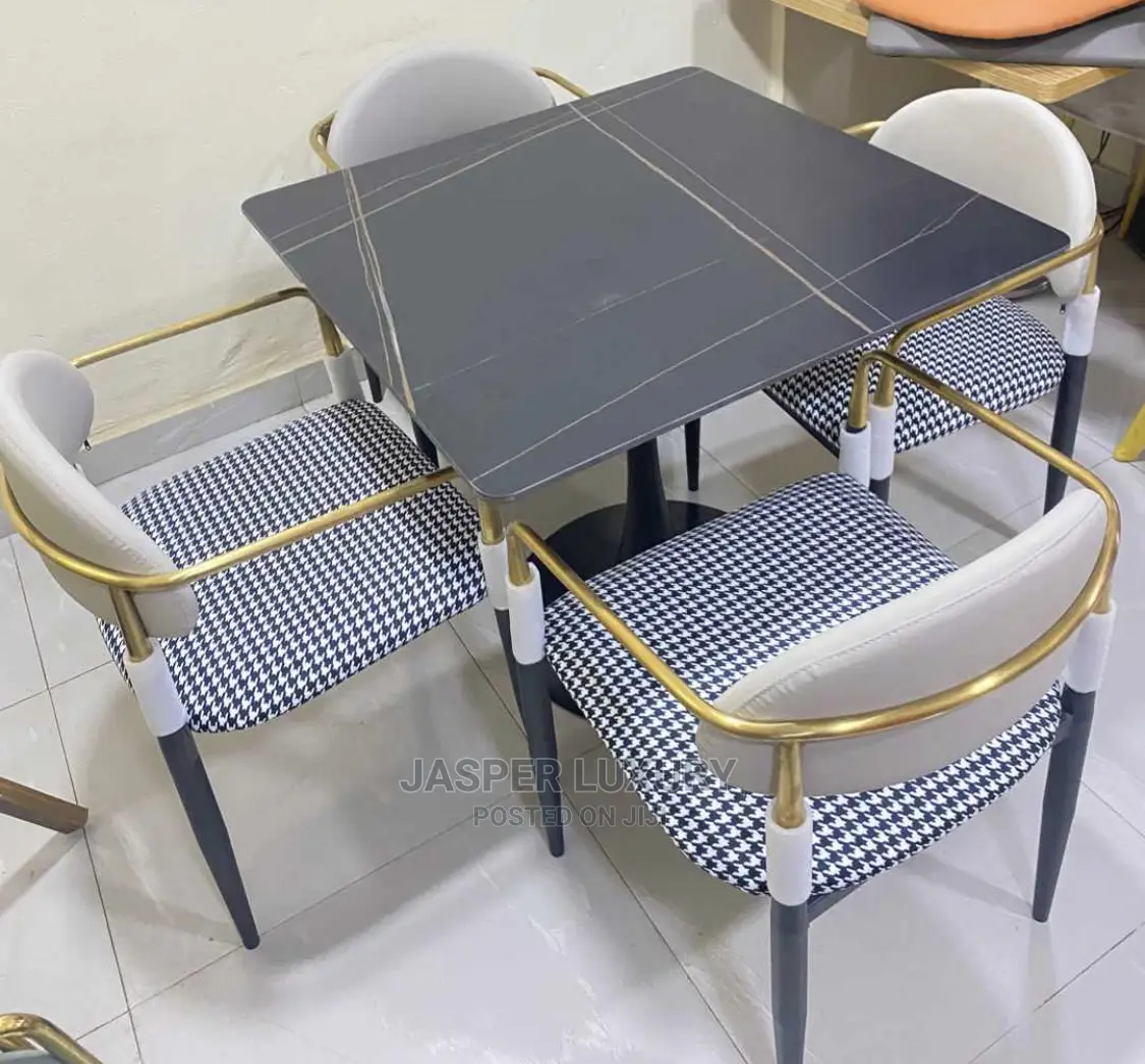 Dining Set for Homes and Restaurants