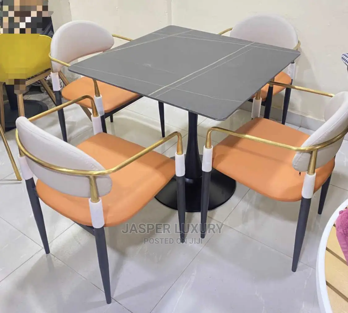 Dining Set for Homes and Restaurants