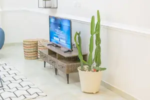Spacious 2 Bedroom