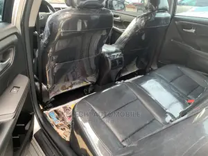 Toyota Camry 2016 Silver