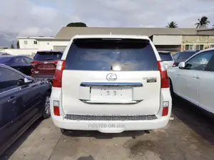 Lexus GX 460 Premium 2013 White