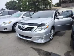 Toyota Camry 2010 Silver