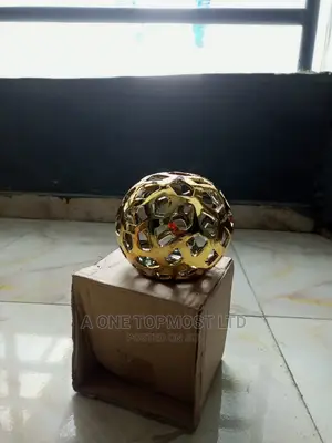 Photo - Golden Artwork (Ballon d'Or Design)