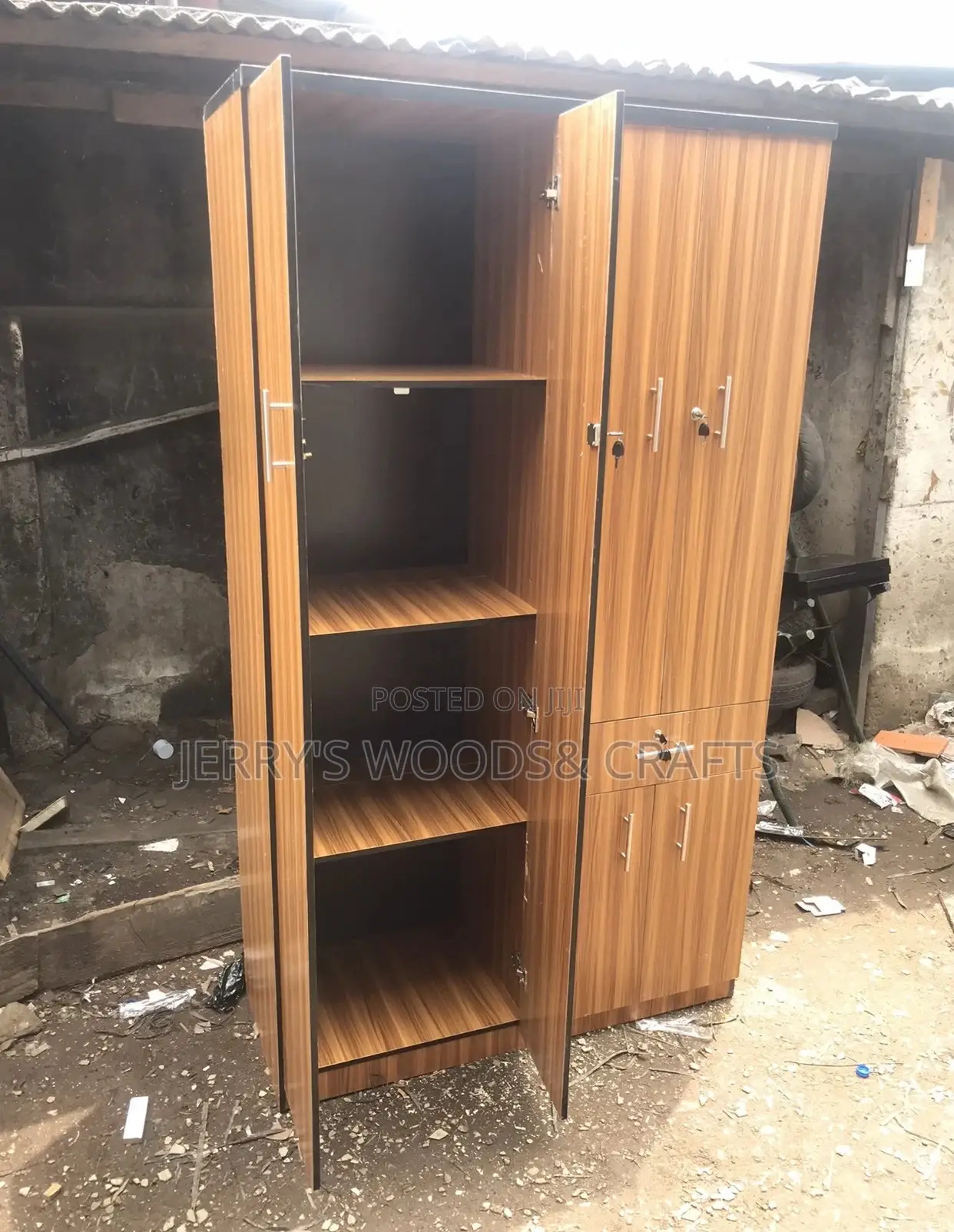 4ft by 7ft Wardrobe