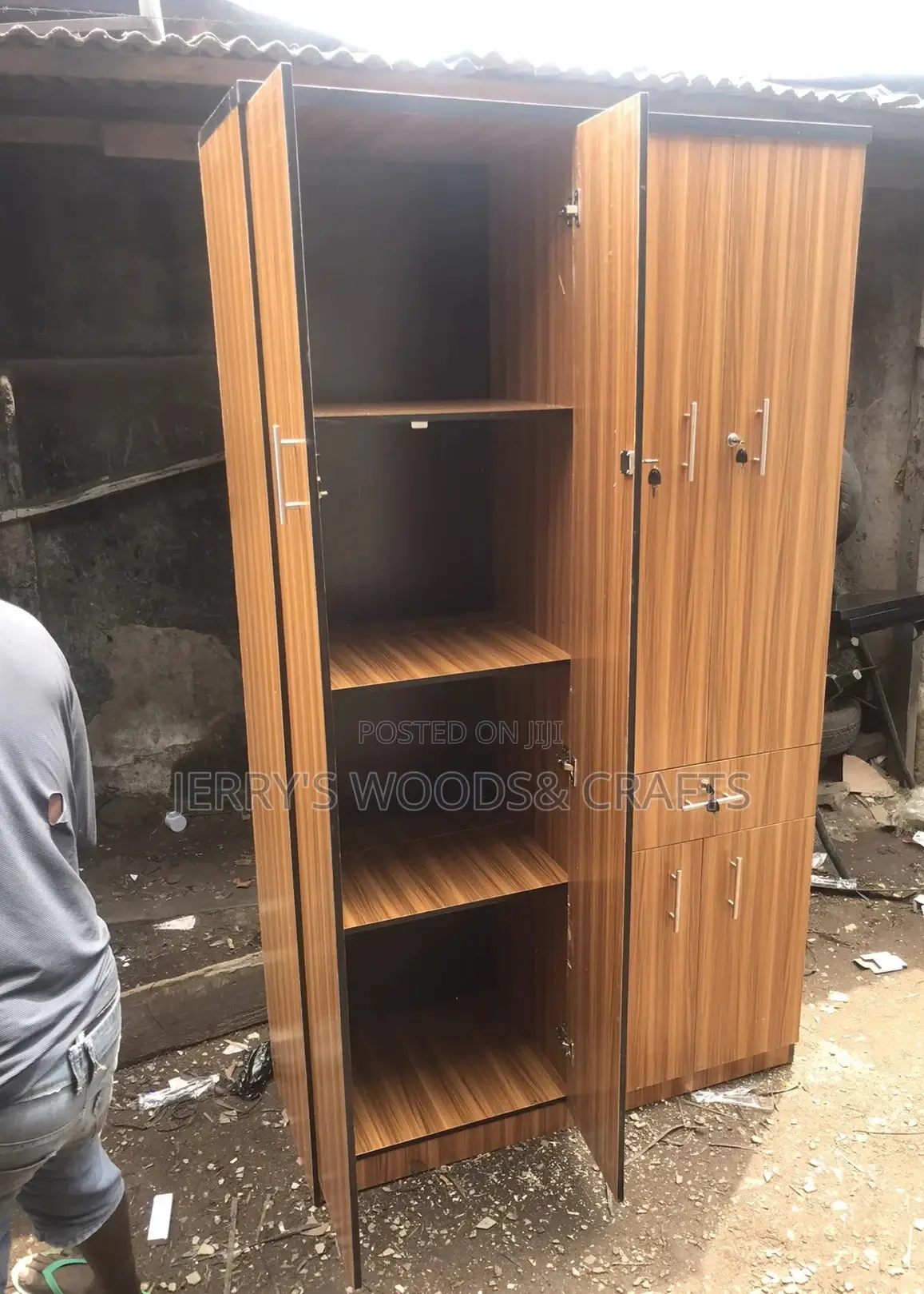 4ft by 7ft Wardrobe