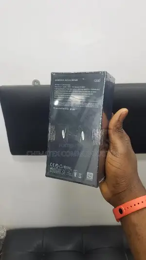 New Samsung Galaxy Note10 256 GB Silver
