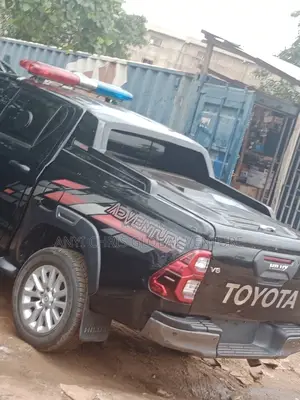 Toyota Hilux Both Cover Sliding 2022model