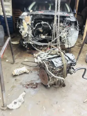 Best Ford Mechanic in Ladipo With Diagnosis Machine