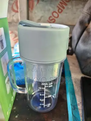 Mini Juicer Cup
